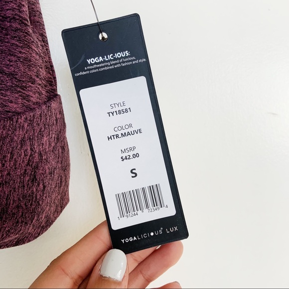 NWT Yogalicious Lux Soft Cropped Workout Tank - Picture 2 of 7